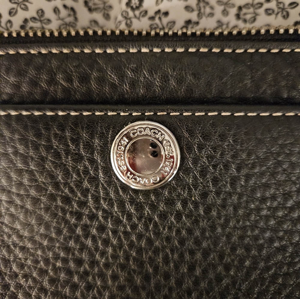 Coach Wristlet - Picture 3 of 3